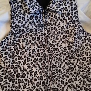I.N.STUDIO Womans sleeveless vest Sz PL